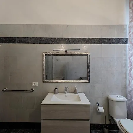 Tra Monti E Mare Apartamento La Spezia